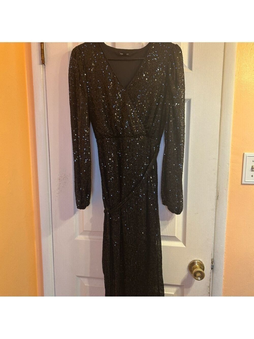 Elegant Black Sequin Dress